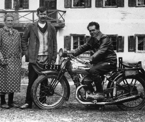 Franz Jägerstätter auf dem ersten Motorrad des Dorfes by termokurt #bw