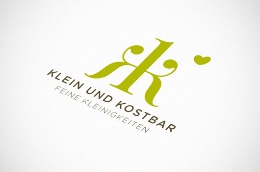 Viktoria Klein | Kommunikations-Designerin // klein und kostbar | Wort-Bildmarke #logo #identity