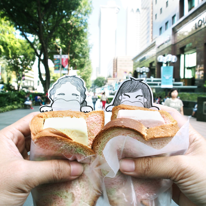 This Traveling Couple Replaces Selfies With Adorable Doodle Caricatures