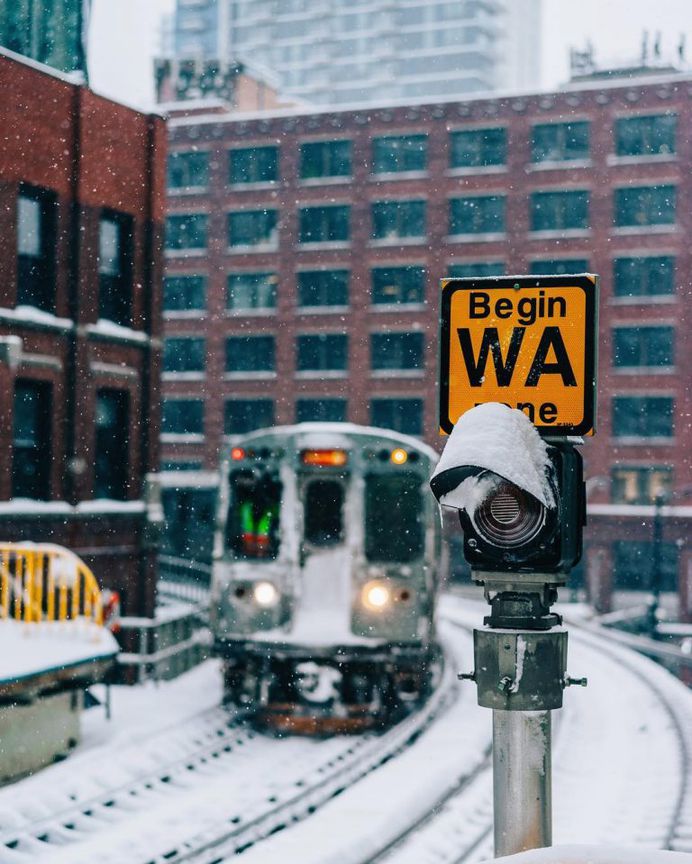Fabulous Street Shots of Chicago by Kameron Sears