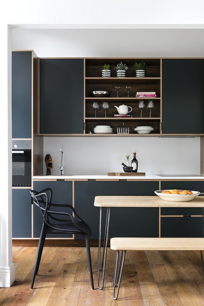 Little Venice Apartment with a Modern Twist