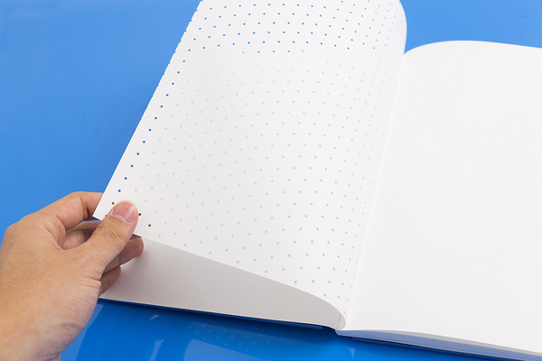 minimalist | Tribute to Univers #paper