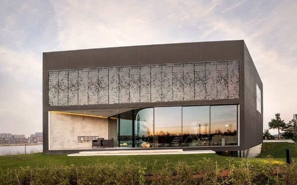 Gorgeous Modern Kavel Villa Built on a Diamond Shaped Plot #architecture