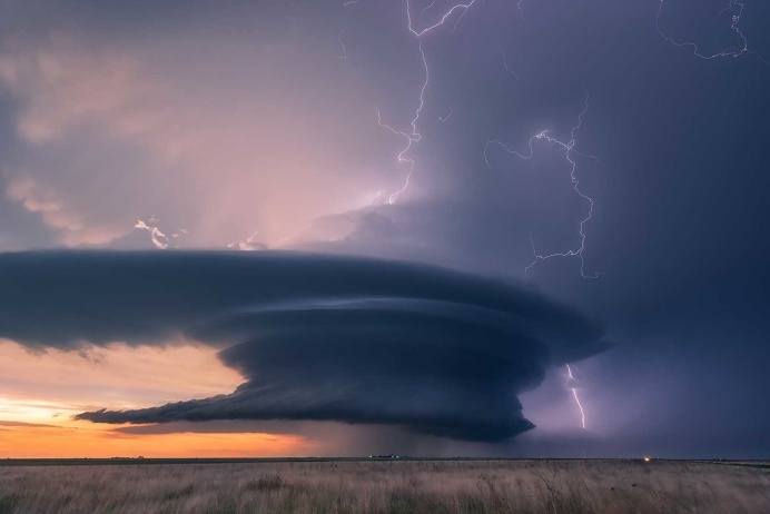 Incredible Storm Photography by Dennis Oswald