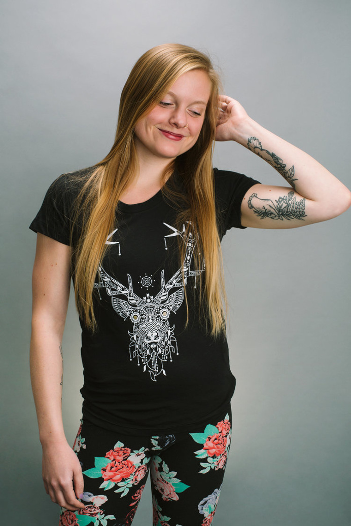 Danny_Schlitz_tshirt_01.jpg