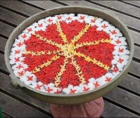 Floating flower decoration