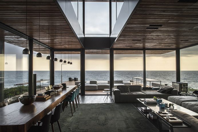 Amchit Residence by Blankpage Architects - www.homeworlddesign. com(2) #architecture #lebanon #house