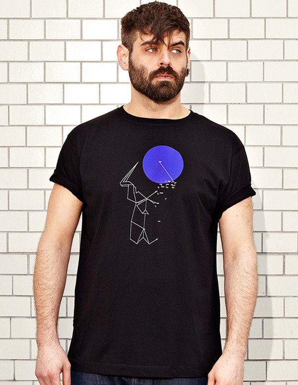 DOT TO DOT & ORIGAMI - black t-shirt - men | NATRI - Shirt Label #silkscreen #geometry #apparel #modern #print #design #graphic #shirt #to #origami #minimal #fashion #dot