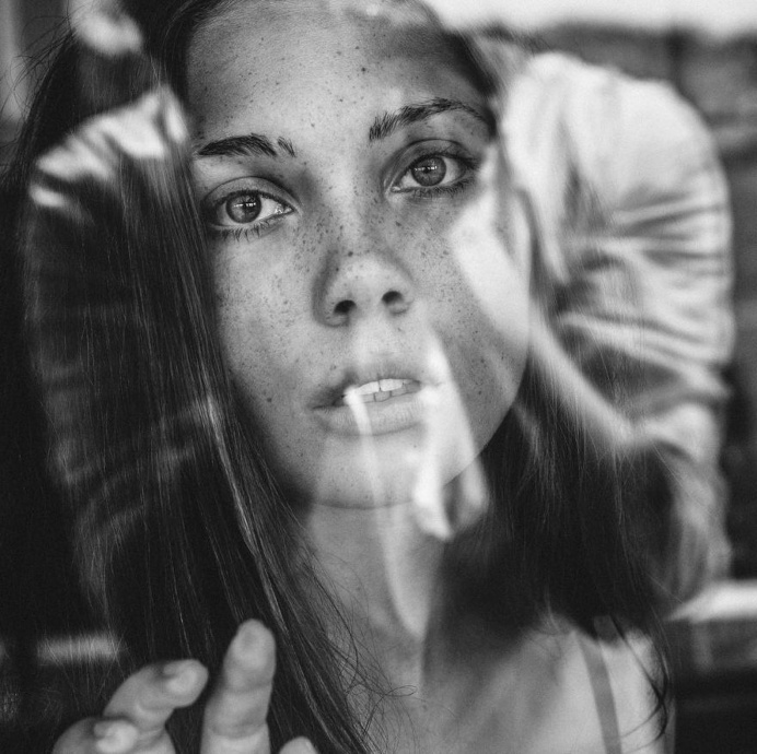 Elegant Black and White Fashion Photography by Markus Hoppe