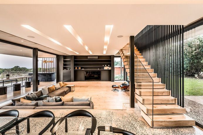 Umhlanga House Designed by Bloc Architects for Subtropical Climate 4