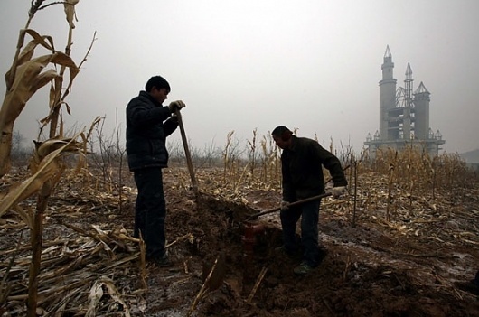 China's deserted fake Disneyland | Photographers Blog #photography #china #weird