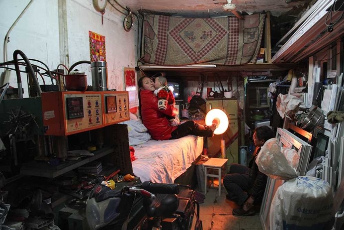 Symbiosis of Working and Living: Claustrophobic Homes of Beijing by Alina Fedorenko