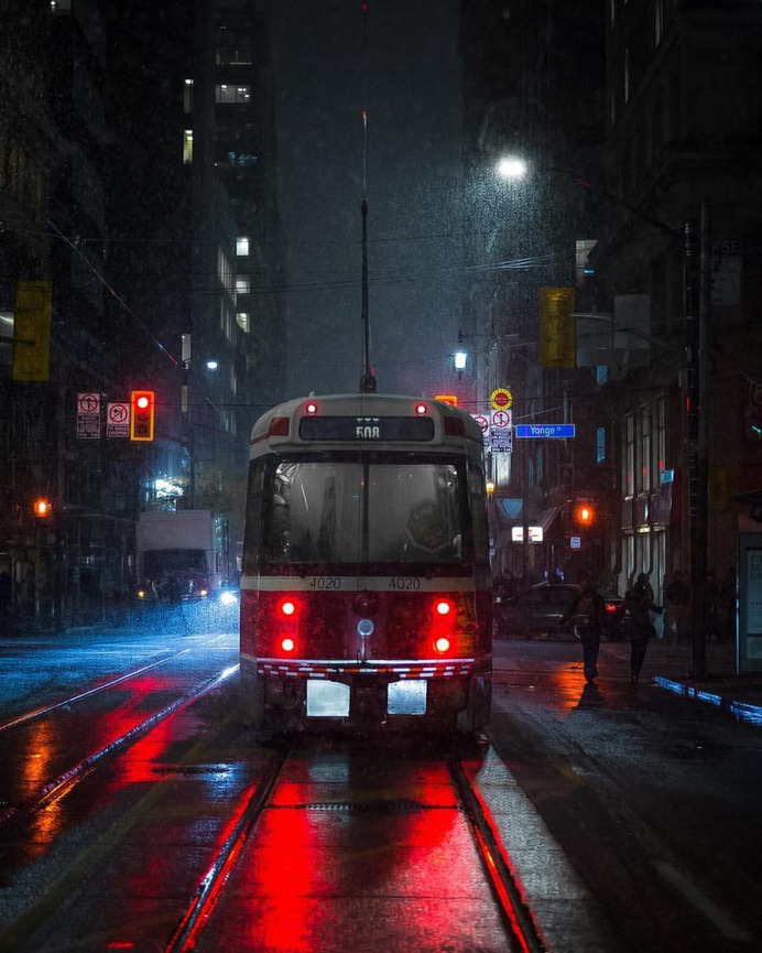 Cinematic and Moody Urban Photography by Mateo Wieland
