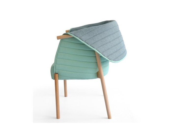 The hooded Reves chair gives you the warm and cozy feeling of being in a tent alone, while in the comfort of your own home.