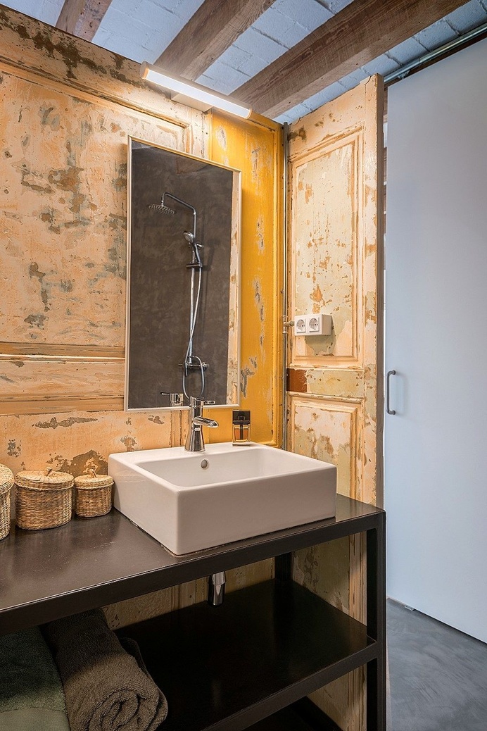 75 sqm Apartment Rehabilitation in a Old Building in Barcelona 17