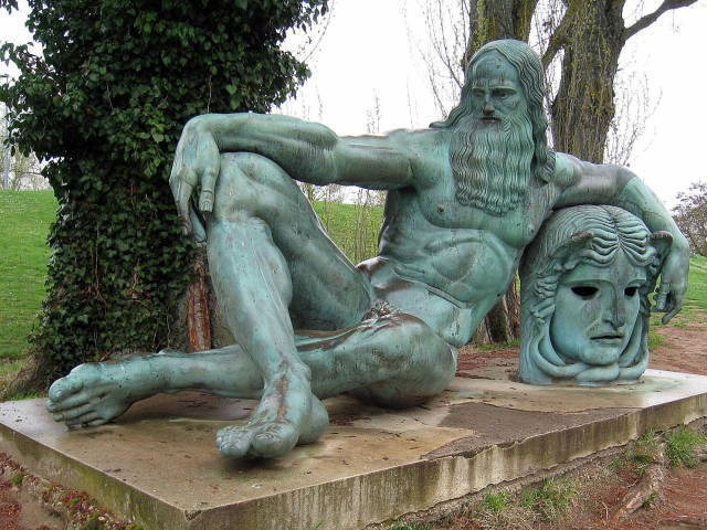 Bronze statue of Leonardo da Vinci as Perseus on the Ile d'or in the Loire opposite, more or less, the Château d'Amboise, Amboise, France