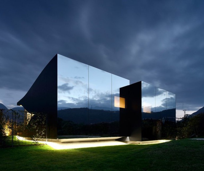 Peter Pichler Architecture: Mirror Houses