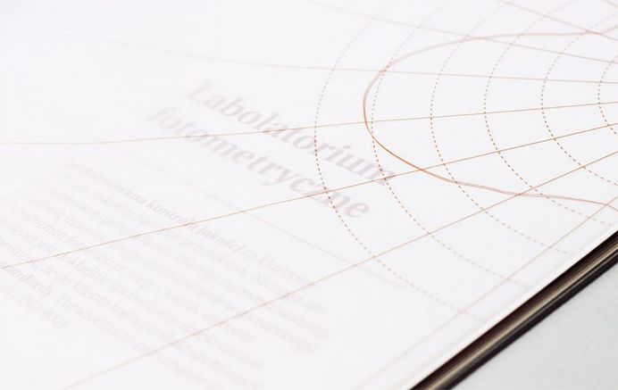 Spectra Lighting Catalogue Design by mohi.to – Inspiration Grid | Design Inspiration