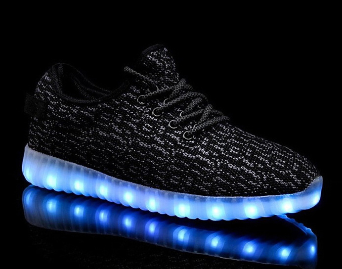 Light Up Shoes 7 Colors LED Flashing Luminous Light Up Shoes Sneaker