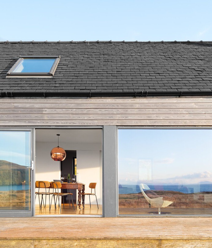 Harlosh Wood h: A Rural Holiday Home in a Dramatic Location