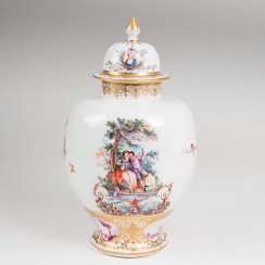 An important Augustus-Rex lidded vase with allegories of autumn and winter by Meissen #Sets #Teasets #Porcelainsets #Antiqueplates #Plates #Wallplates #Figures #Porcelainfigurines #porcelain