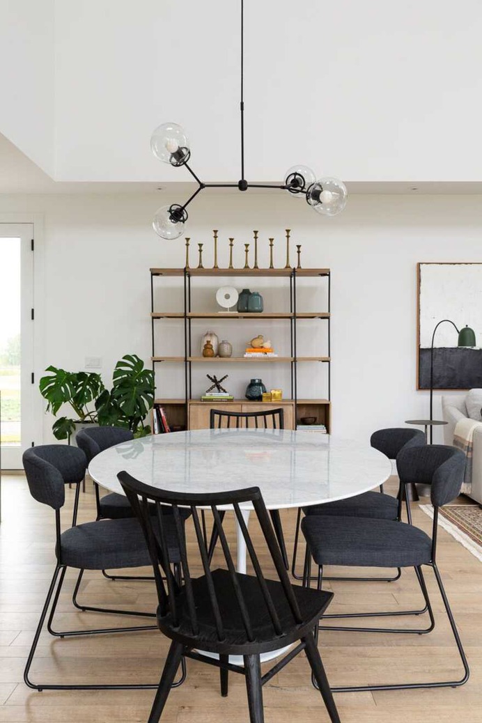 dining place, Canada / Alloy Homes