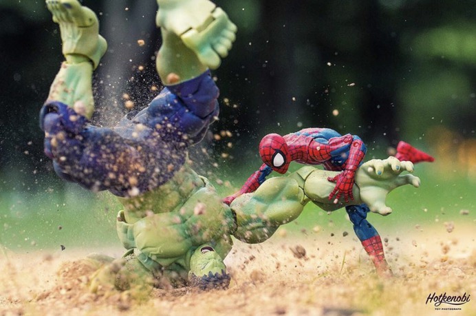 HULK VS SPIDERMAN 2