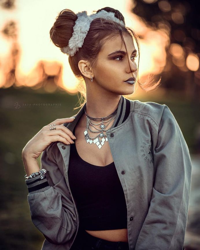 Fabulous Female Portrait Photography by Julien Fischer
