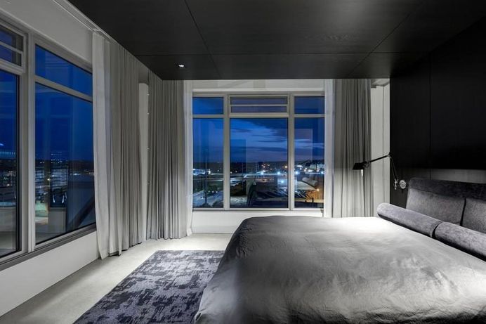 Whiteline Apartment, Neumann Monson Architects 8
