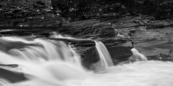 Flow #white #black #greyscale