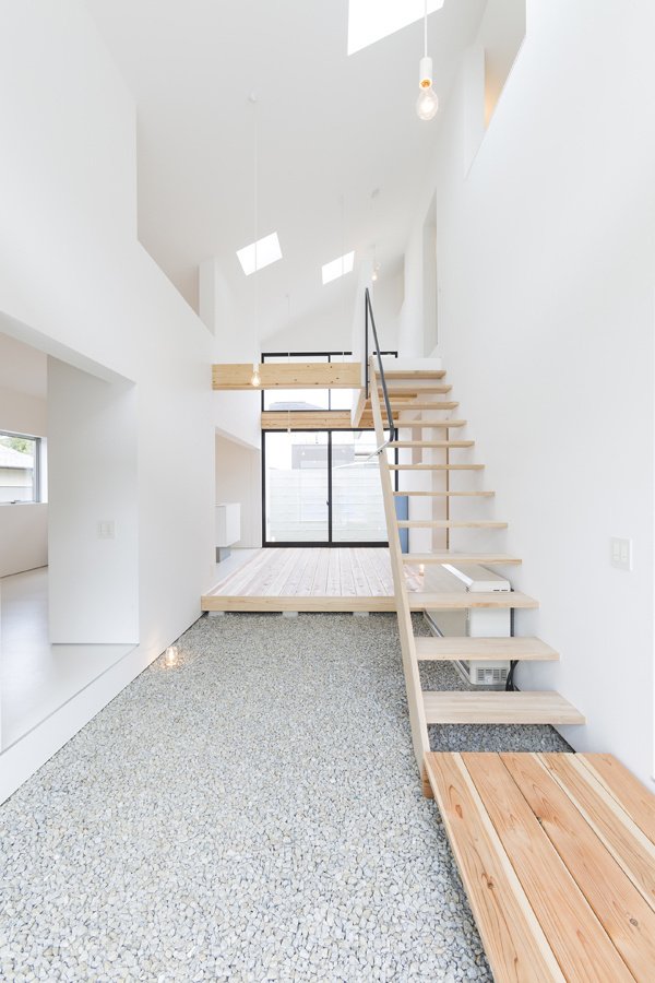 Courtyard House by Container Design. #courtyard #containerdesign #architecture #minimalism