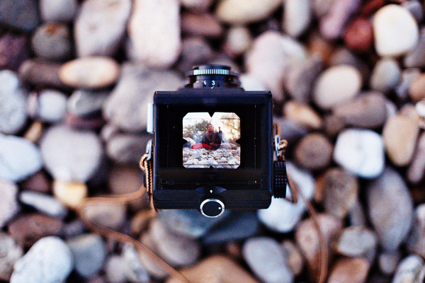 Eva in a Lubitel. #analog #eva #mrgt #gabel #penner #bokeh #margot #dmparadies #rocks #grain #film #400 #lubitel #iso
