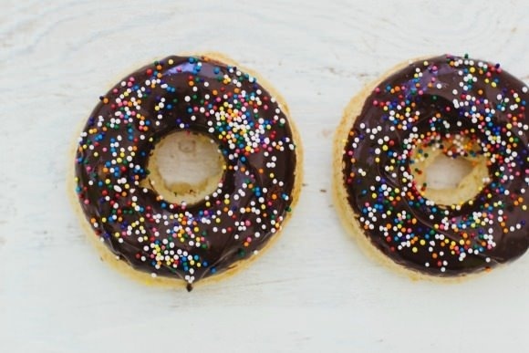 Recipe: Baked Doughnuts With Chocolate Glaze #chocolate #donuts