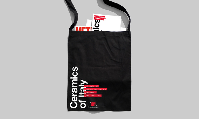 Tote bag #totebag #bag #design #branding #helvetica #minimalism