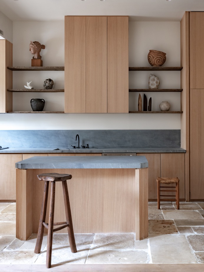 CC Residence by ECRU Studio