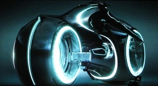 Tron Legacy: News, Synopsis, Footage and Concept Art - FilmoFilia #robots