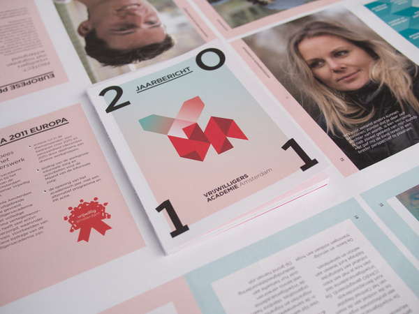 Vrijwilligersacademie Amsterdam Annual Report #vector #book #amsterdam #report #magazine