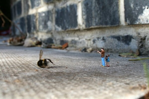 little_people_street_art_3 #miniature #diorama #art