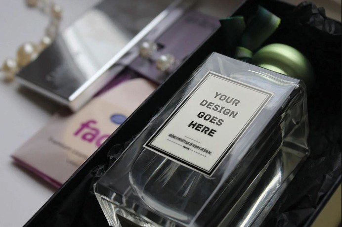 Perfume Mock-up