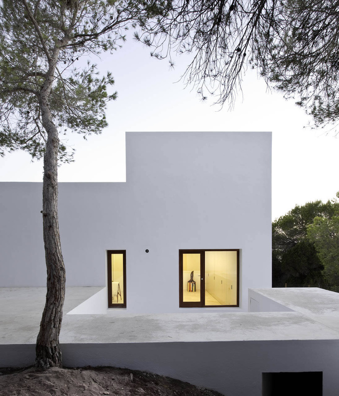 Casa Amalia by Marià Castelló, Arquitecte. Photo by Estudi EPDSE. #mariacastelloarquitecte #architecture #house #estudiepdse