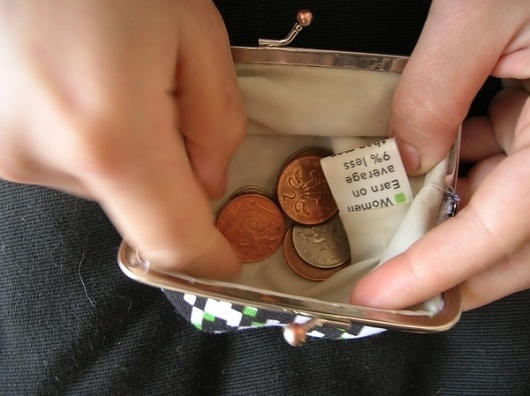 tausiroko.com » Project: Feminism #fabric #pattern #wallet #cash #print #material #purse #coin #money #feminism