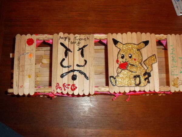 Diy Popsicle Stick Bridge Designs And Tutorials #craft #stick #popsicle #homemade #diy