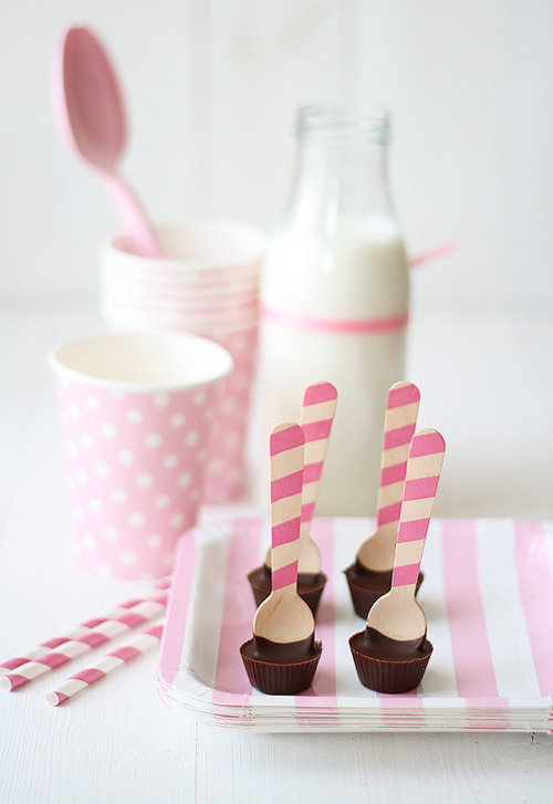 catarinaregina: La Receta de la Felicidad #pink #cups #white