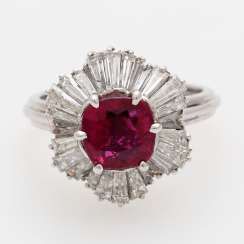 Ring with a ruby approx. a 2.7 ct. the finest quality,