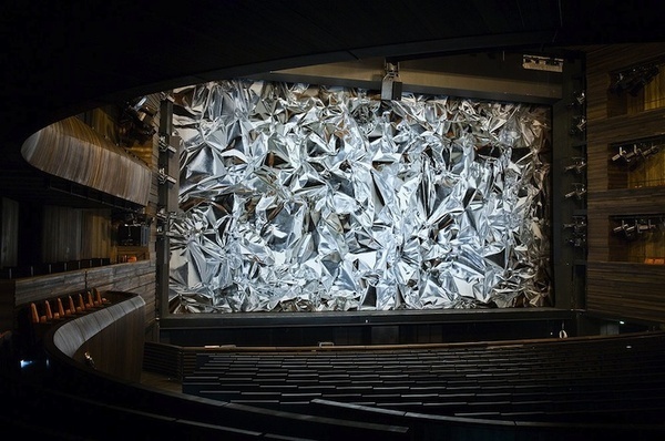 Opera House Curtain Illusion (3 pics) My Modern Metropolis #house #curtain #illusion #opera