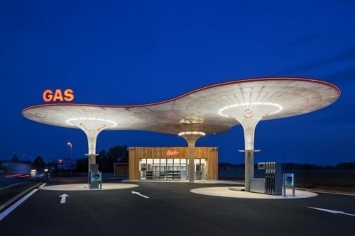 gummi #visual #gas #merchandising