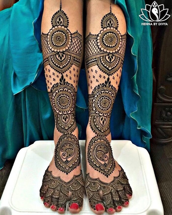 packistani-mehndi-designs-for-feet