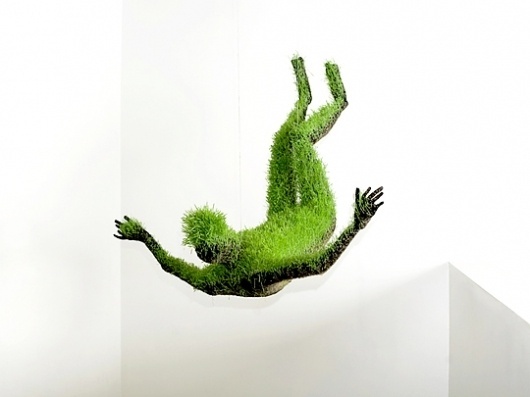 Gimme Bar | Mathilde Roussel's Lifes of Grass | Magical Urbanism #sculpture #fall #grass