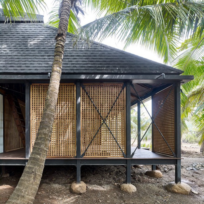 Exterior of Mumbai Artist Retreat by Architecture Brio in Alibag, India