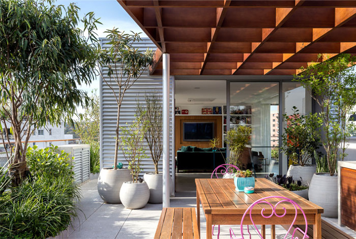 Artistic Project by Lacaz & Broggin